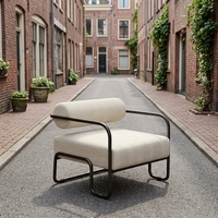 Fauteuil d'appoint moderne de luxe industriel en velours côtelé avec dossier solide, rembourrage en mousse souple et structure métallique pour salon, chambre et bureau à domicile