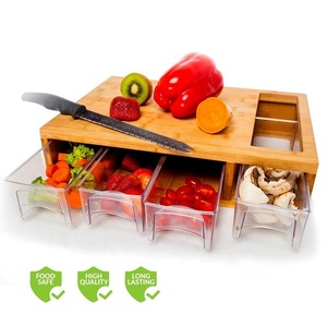 Planche à découper en bambou avec 4 tiroirs en plastique Planche à découper en bambou avec contenants Contenants empilables - Product Image 1