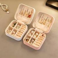 Boîte de rangement à bijoux en cuir PU de luxe, forme carrée, portable, avec fermeture éclair, mini étui de voyage pour bijoux