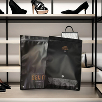 Sacs d'emballage en plastique refermables avec logo personnalisé, pochettes verticales sur mesure pour sous-vêtements et chaussettes avec fermeture éclair pour vêtements et fourrures