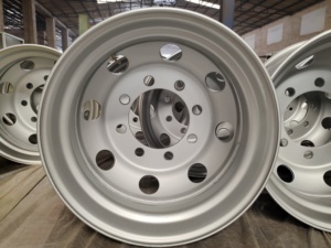 ล้อเหล็กแบบท่อขนาด 8.5-24 สำหรับรถบรรทุกและรถพ่วงสำหรับงานหนัก - Product Image 4