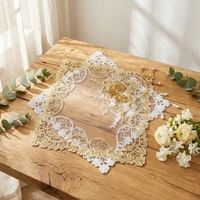 Meilleures ventes : Sous-verres brodés, sets de table en tissu dentelle, serviettes perlées et tapis de table pour la décoration de table à manger