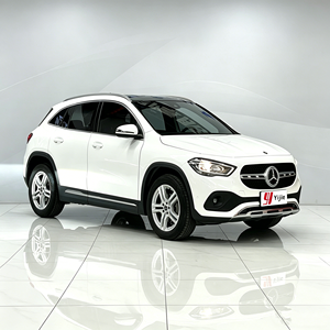 Mercedes <span class=keywords><strong>GLC</strong></span> 200 AMG SUV d'occasion, automatique, conduite à gauche, intérieur foncé, pneus R18, <span class=keywords><strong>prix</strong></span> compétitif, prêt à être expédié - Product Image 1