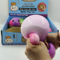 Jouet Squishy Mystère Arc-en-ciel 15cm Visage Mignon Alimentaire à Presser Anti-stress Décompression