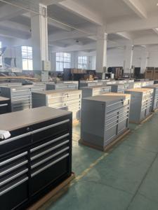 9 दराज मोबाइल उपकरण कैबिनेट नाई की दुकान कैबिनेट वर्क ट्रॉली के साथ लकड़ी के शीर्ष रोलिंग उपकरण कैबिनेट के साथ - Product Image 3