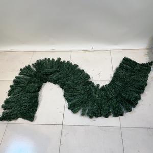 高品质<span class=keywords><strong>2</strong></span>.7米人造圣诞藤蔓花环门窗阳台装饰悬挂圣诞花环花环 - Product Image 2