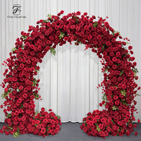 Arche de mariage réaliste en soie faite à la main avec roses rouges artificielles, toile de fond florale complète pour mariage, Pâques et Fête des Mères