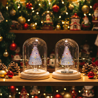 Arbre de Noël en verre en forme de cœur style Murano dans une cloche en verre, figurine décorative artisanale bleue et violette pour Noël