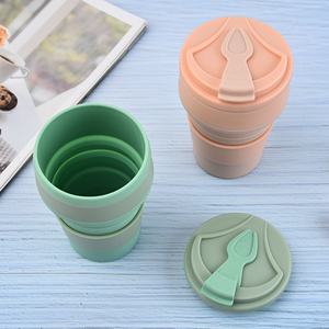Vente en gros de tasses à café en silicone pliables résistantes aux hautes températures avec couvercle, tasse à eau portable réutilisable pour les voyages et le camping - Product Image 6