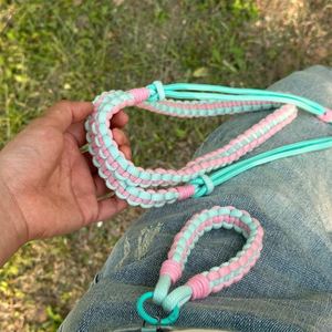 Lanière courte tressée créative détachable anti-perte pour téléphones portables et porte-clés – Nœuds colorés en polyester durable - Product Image 2