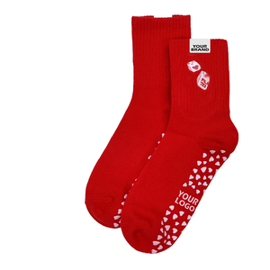 Chaussettes de sport antidérapantes rouges premium avec motif cœur, respirantes et extensibles, pour athlétisme, Pilates, yoga et entraînement (vente en gros) - Product Image 1