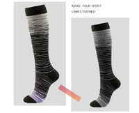 Chaussettes de compression grande taille pour femmes et hommes pour un soutien élevé de la circulation pour les infirmières et la grossesse.