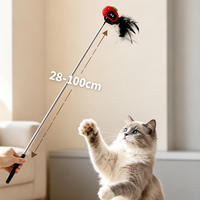 Bâtonnet rétractable long en peluche pour chat, motif fraise et requin, pour l'entraînement interactif des chatons et le soulagement de l'ennui, 2 modèles, 50g