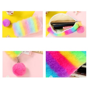 <span class=keywords><strong>Astuccio</strong></span> per le matite della peluche di pendenza viola rosa della scuola della borsa della matita della pelliccia sveglia variopinta all'ingrosso delle ragazze Creative - Product Image 4