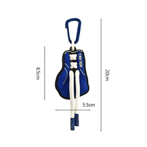 Llavero de guante de <span class=keywords><strong>boxeo</strong></span> 3D al por mayor, colgante deportivo para bolso, decoración para mochila de estilo urbano con mosquetón táctico para hombres y mujeres - Product Image 2