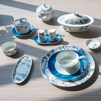 Vaisselle en porcelaine gaufrée vaisselle en gros vaisselle en céramique en vrac pas cher 48 pièces ensembles de vaisselle décalcomanie assiette vaisselle à manger