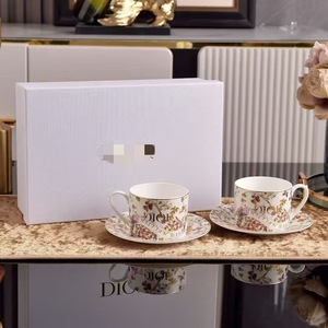European Style Light Luxury Lion Series Coffee Dinnerware Sets Used for Family Weddings in Restaurants - Product Image 3