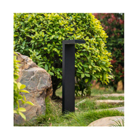 Lampu Taman Antik Eropa Berbahan Aluminium, Lampu Bollard LED Dekoratif dengan Tiang Modern, Berperingkat IP65