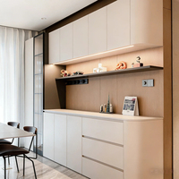 Buffet minimaliste pour toute la maison, rangement en panneaux de bois écologiques