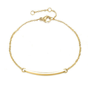 Nouveau bracelet rectangulaire géométrique simple en acier inoxydable avec des bracelets de mode à vent rouge <span class=keywords><strong>net</strong></span> - Product Image 1