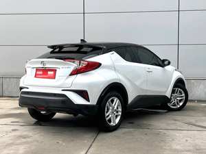 รถยนต์มือสอง <span class=keywords><strong>Toyota</strong></span> C-HR <span class=keywords><strong>Hybrid</strong></span> 2.0L SUV เกียร์ออโต้ พวงมาลัยซ้าย ปี 2020 2021 <span class=keywords><strong>2022</strong></span> สภาพดี ปี 2023 2024 2025 2026 - Product Image 4