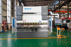 Système DA66T 125T2500 6 + 1 axes et puissance du moteur principal 7.5kw CNC presse plieuse hydraulique - Product Image 2