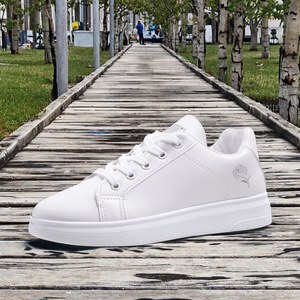 Zapatillas de deporte de moda para mujer para caminar informal Zapatos cómodos acolchados para todas las estaciones: resistentes e iluminados - Product Image 3
