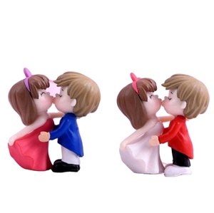 Figura de acción 3D de alta calidad, adorable muñeco de oso, cerdo y abeja para colección de juguetes de moda, decoración de coches y pasteles, inspirado en anime. - Product Image 2