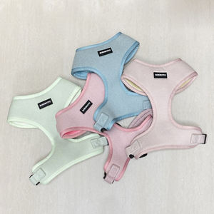 Altı Set Pet malzemeleri aksesuarları toptan lüks özel Logo küçük kişiselleştirilmiş hiçbir çekme tüvit köpek koşum tasma yaka seti - Product Image 2