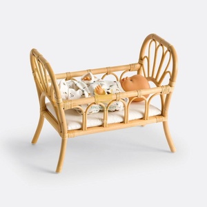 Lit bébé en rotin à prix abordable, berceau en bois pour chambre d'enfant - Product Image 6