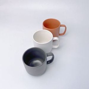 Taza de café de cerámica de porcelana fina estilo americano de 11oz y 12oz con asa, marca Jiusi, sostenible, para regalo y hogar, muestra gratuita al por mayor - Product Image 3