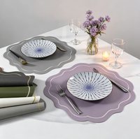 Ensemble de sets de table en PVC tissé résistant à la chaleur et antidérapant, lavable, durable, pour usage domestique, personnalisable