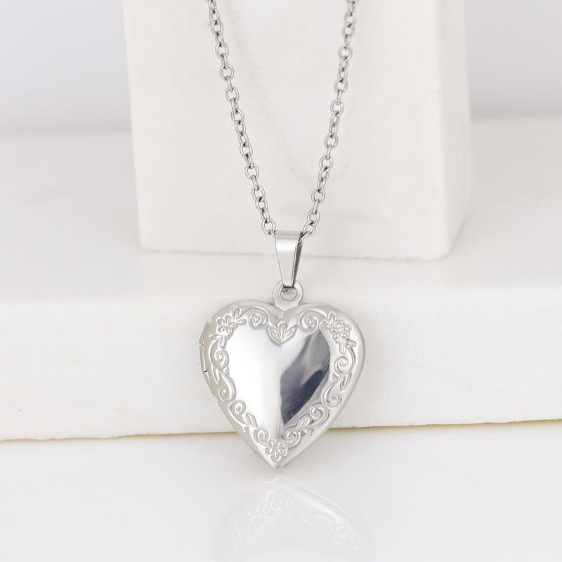 หัวใจพืชเงิน22*20มม