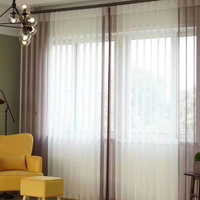 Stores de rêve verticaux transparents romantiques Abat-jour à rouleaux en aluminium souple Lattes de polyester de confidentialité à distance pour salon à usage domestique