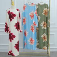 Belle robe imprimée numérique en satin stretch brillant Caftan avec ceinture Maxi jupe longue femmes musulmanes fermée Abaya vêtements islamiques