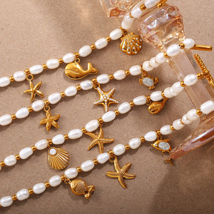 Pulsera con Perlas de Agua Dulce y Temática Oceánica, Chapada en Oro de 18K, con Colgantes Temáticos, Joyería para Uso Diario de Mujer - Product Image 2