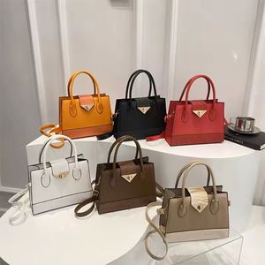 Wholesale Women's Handbags Fashion Trends Ladies Crossbody <b>Shoulder</b> Bags Hot Selling Pu Leather - Product Image 1