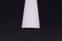 Fabricant Profilé en PVC blanc en forme de U avec trou de traitement Fente pour carte de support carrée en plastique PVC