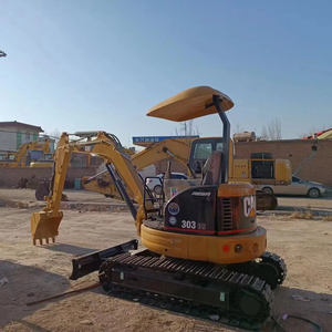 Mini-excavatrice Caterpillar 303 Cr d'occasion, 3-3,5t, petite pelle avec moteur Cat de Japon, composant moteur principal, en vente rapide - Product Image 3