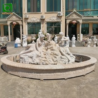 Fontaine d'eau en pierre sculptée, statue de figure grecque en marbre beige naturel, faite à la main, pour jardin extérieur