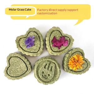 Wholesale Timothy Grass Cake Rabbit Clover Molar Grass Cake Straw <strong>Ball</strong> Guinea Pig Molar Grass Brick Snack - Product Image 1