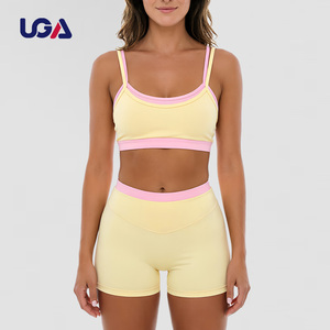 Contrast Color Striped Double Layer Breathable Plus Size Naked-feeling Sports Bra & Yoga Set With Elastic Waist And Front Logo