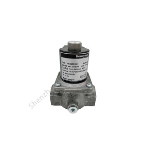 La vanne solénoïde à gaz Honeywell VE4025S1037 convient aux brûleurs de chaudières de chauffage et aux conduites de pression. - Product Image 5
