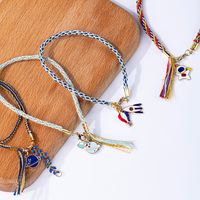 Kit de bracelet à breloques unisexe tendance à faire soi-même avec breloque planète inspirée de la technologie et outils de tressage pour cadeau