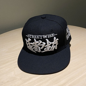 Bán Buôn trong kho Mens vành phẳng thêu được trang bị Mũ bóng chày tùy chỉnh được trang bị Mũ Snapback Mũ bóng chày mũ - Product Image 2