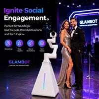 Robot Glambot Commercial DSLR pour Événements et Fêtes, avec Bras Robotique et Caméra pour Selfie en Libre-Service