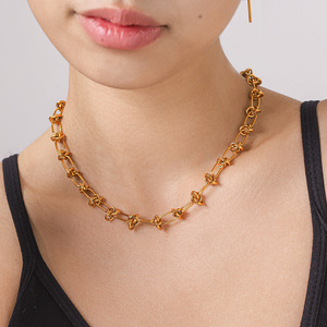 สร้อยคอ KITI Elegant Link <span class=keywords><strong>Chain</strong></span> ดีไซน์สวยหรู ไม่ลอก ไม่ดำ ชุบทอง 18K ผลิตจากสแตนเลสสตีล เหมาะสำหรับใส่ซ้อนกัน - Product Image 2