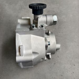 <span class=keywords><strong>DAF</strong></span> <span class=keywords><strong>CF75</strong></span>/CF85/XF95 direction assistée automatique haute qualité nouvelle pompe à carburant 1439549 0683694 pompe hydraulique pompes à injection <span class=keywords><strong>Daf</strong></span> catégorie - Product Image 2