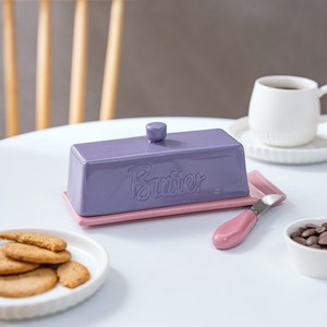 Beurrier en céramique rose et violet contrastant avec couteau, boîte de rangement pour fromage pour la maison et le restaurant - Product Image 1
