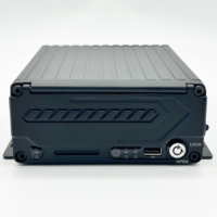 Sécurité de flotte GPS 4G 4CH HDD SD Mobile DVR Mdvr Kit Surveillance de véhicule Télécommande